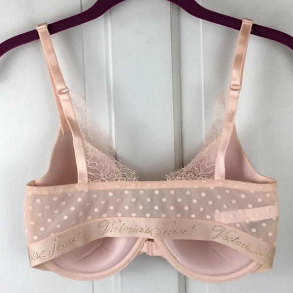 Victoria's Secret Lightly Lined Demi Bra - Picture 3 of 6